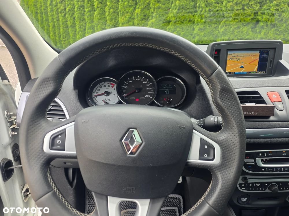 Renault Megane TCe 180 GT - 14