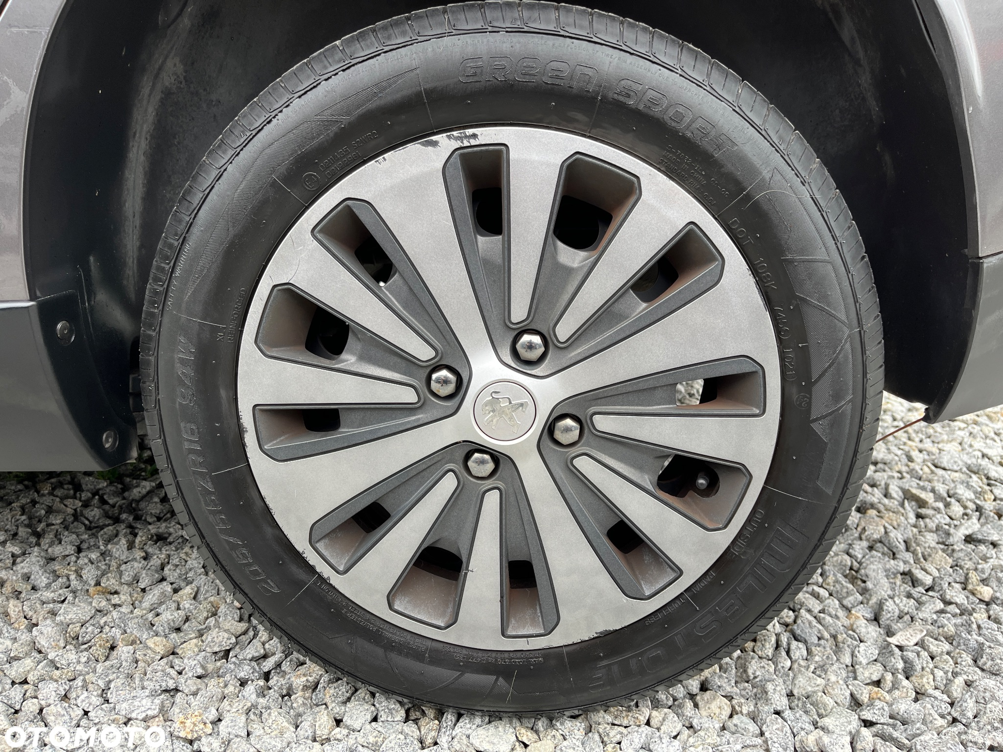 Peugeot 2008 e-HDi FAP 92 ETG6 STOP & START Allure - 28