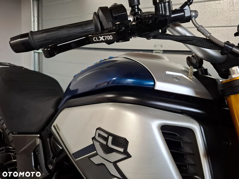 CFMoto 700CL-X Heritage - 18
