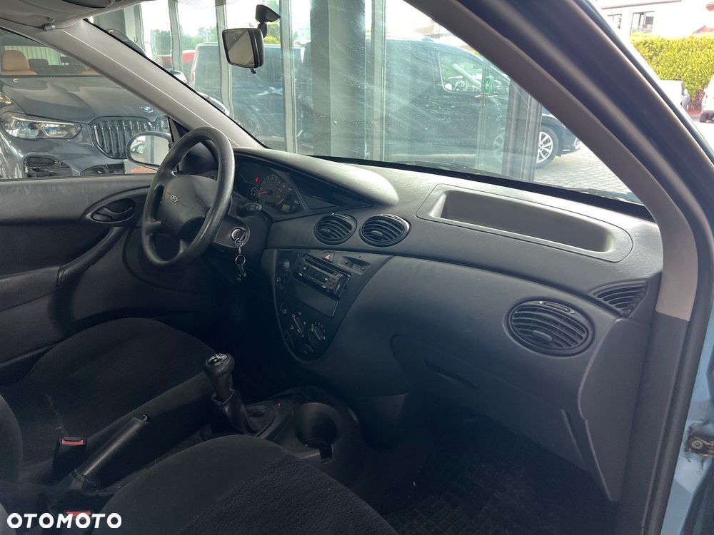 Ford Focus 1.6 Trend - 26