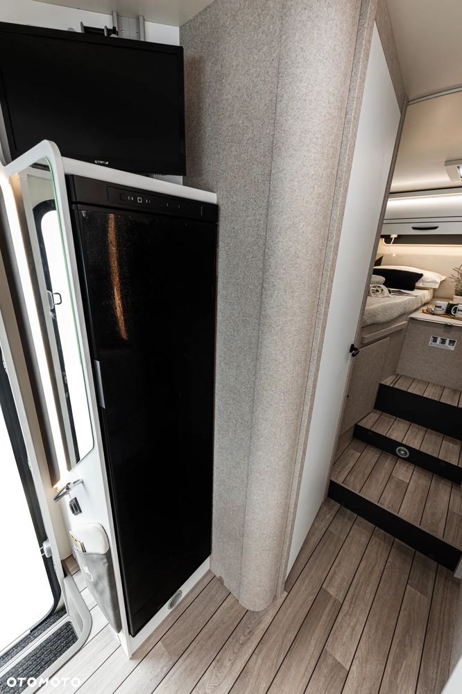 McLOUIS MC4 373 - 5 osobowy - 17