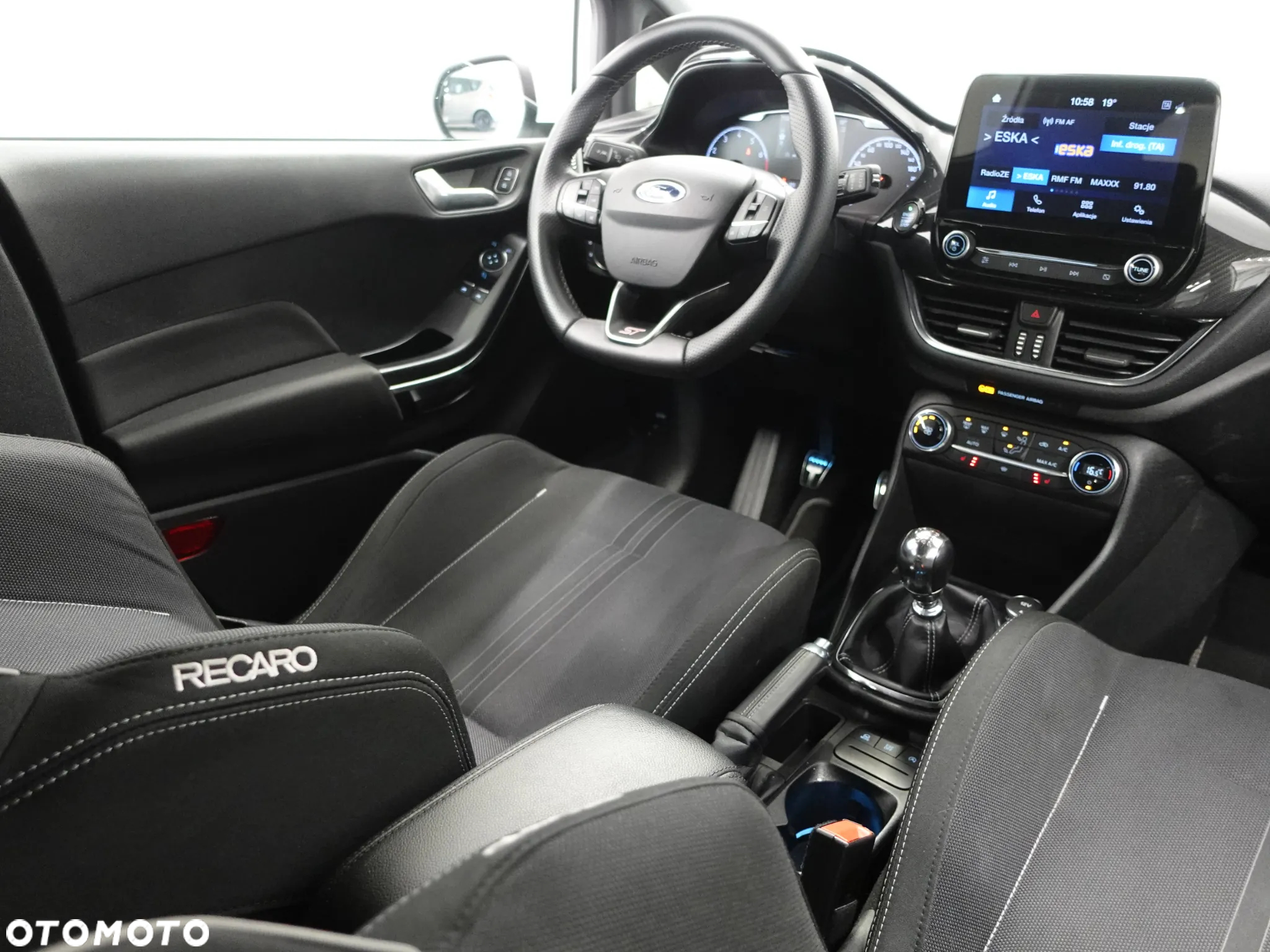 Ford Fiesta 1.5 EcoBoost S&S ST X - 31