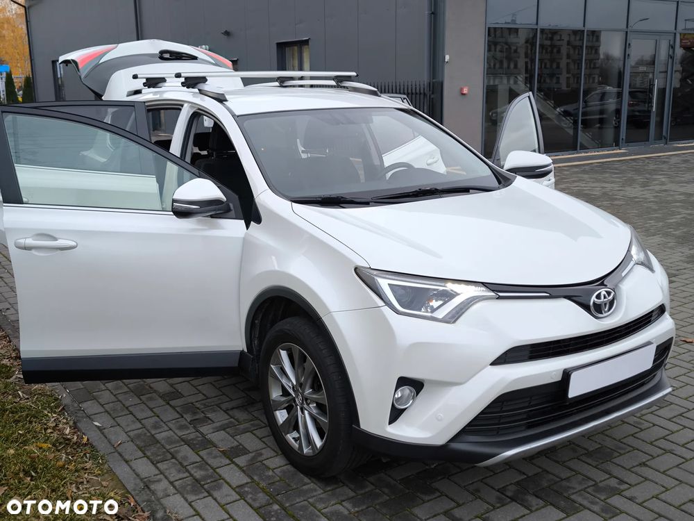 Toyota RAV4 2.0 D-4D 4x2 Start-Stop Executive - 17