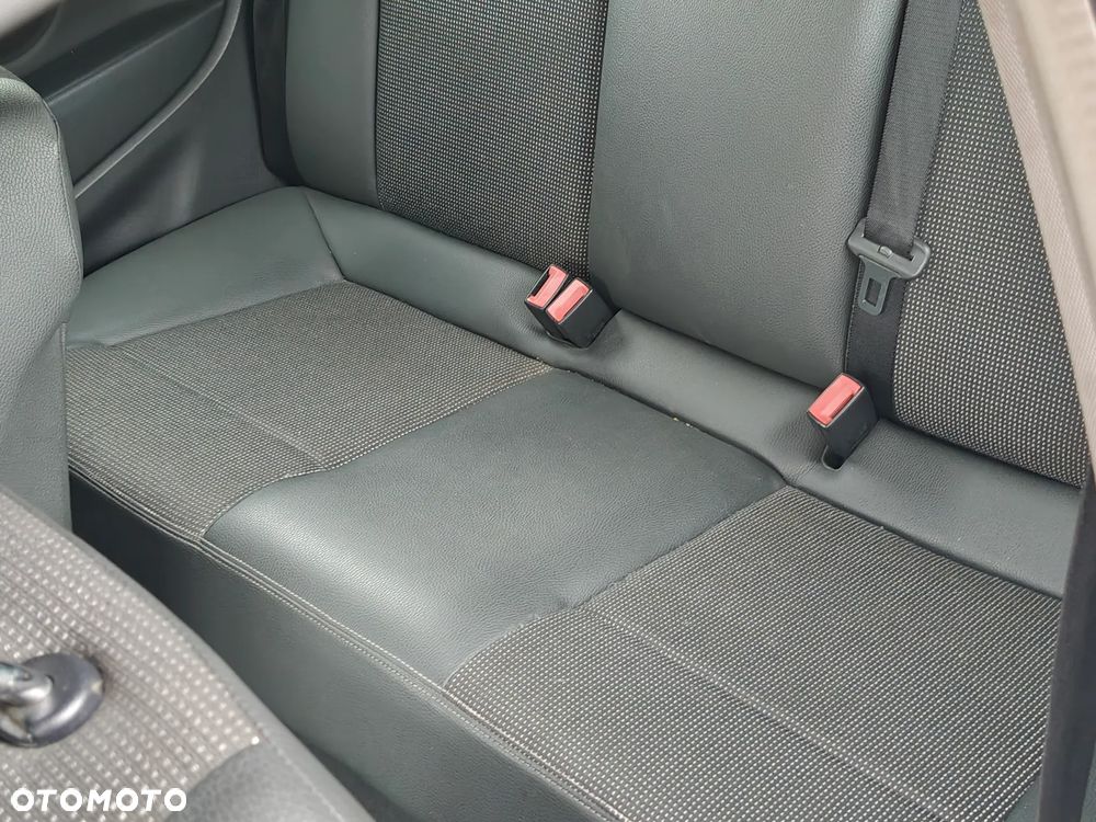 Opel Astra 1.9 CDTI DPF Cosmo - 8