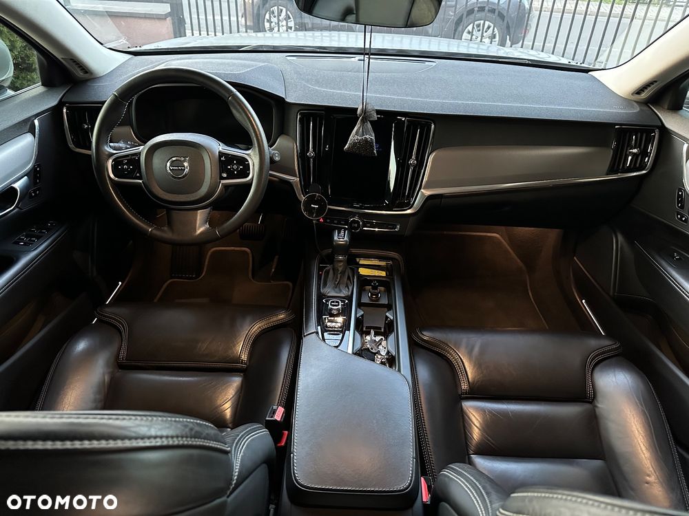 Volvo V90 D5 SCR AWD Inscription - 8