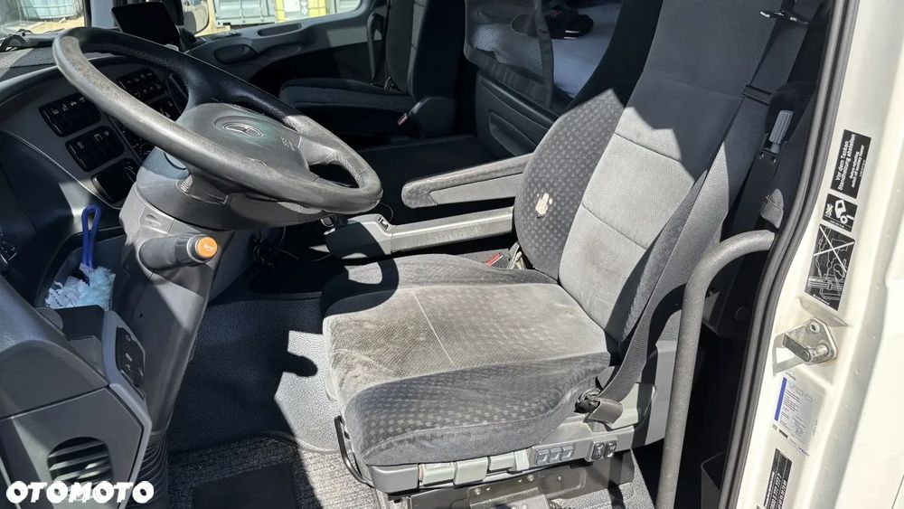 Mercedes-Benz 2548 - 8