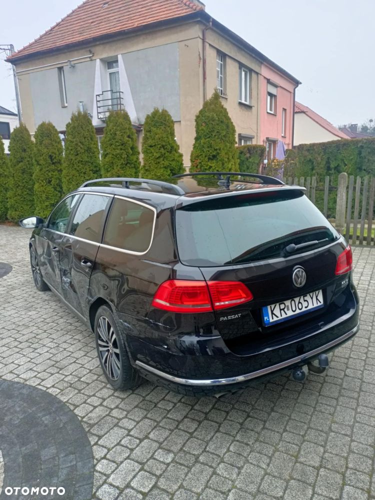 Volkswagen Passat Variant 2.0 TDI Comfortline R-Style DSG - 5