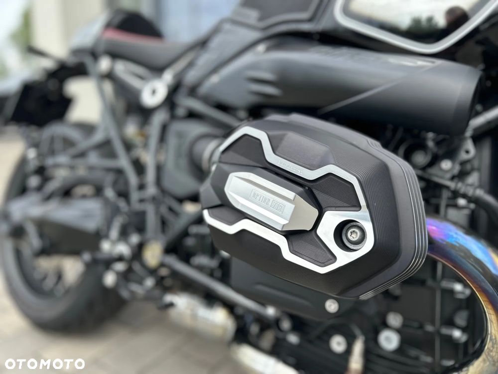 BMW R - 16