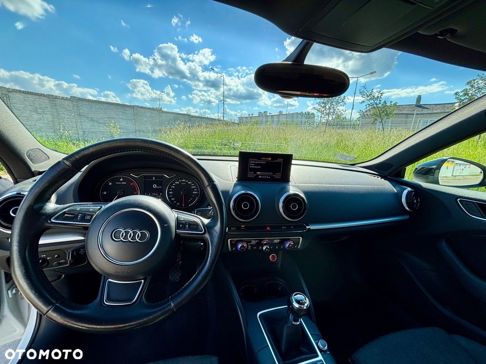 Audi A3 3-drzwiowe 1.6 TDI Ambition - 12