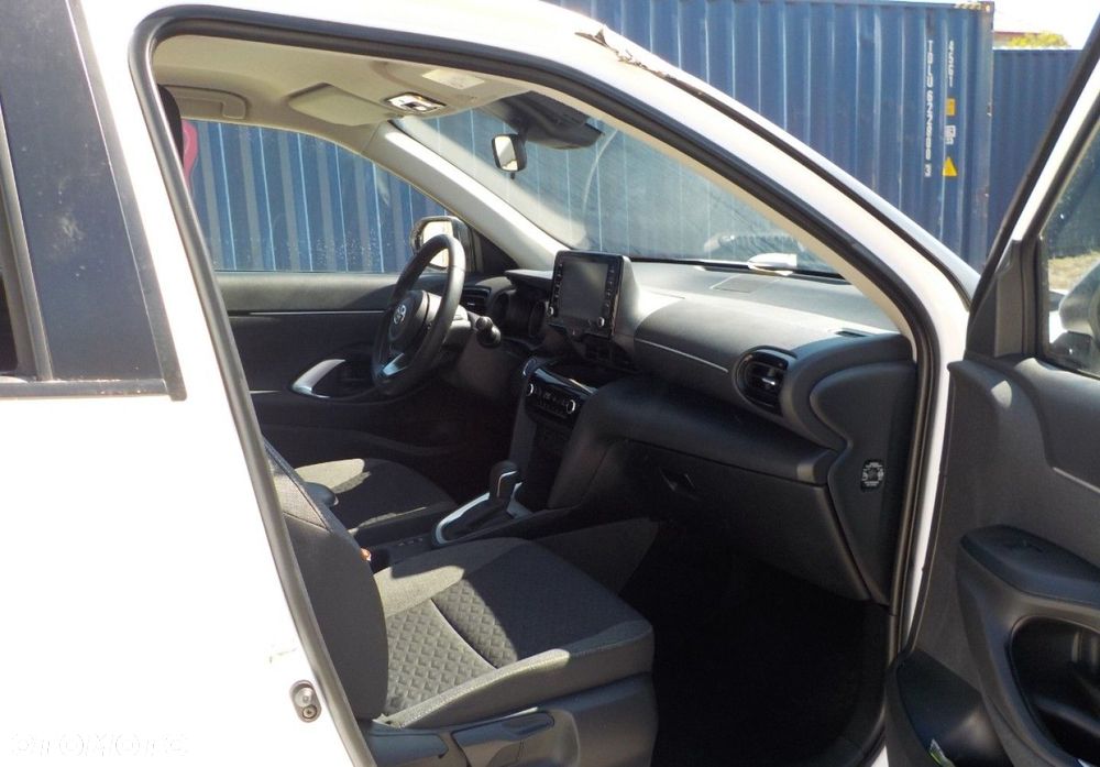 Toyota Yaris Cross - 21