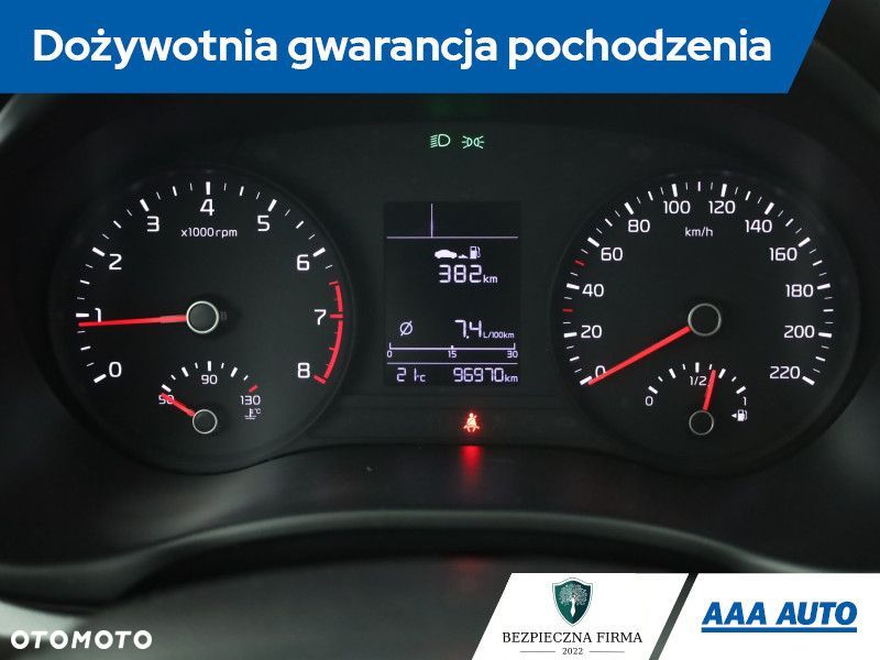 Kia Rio - 9