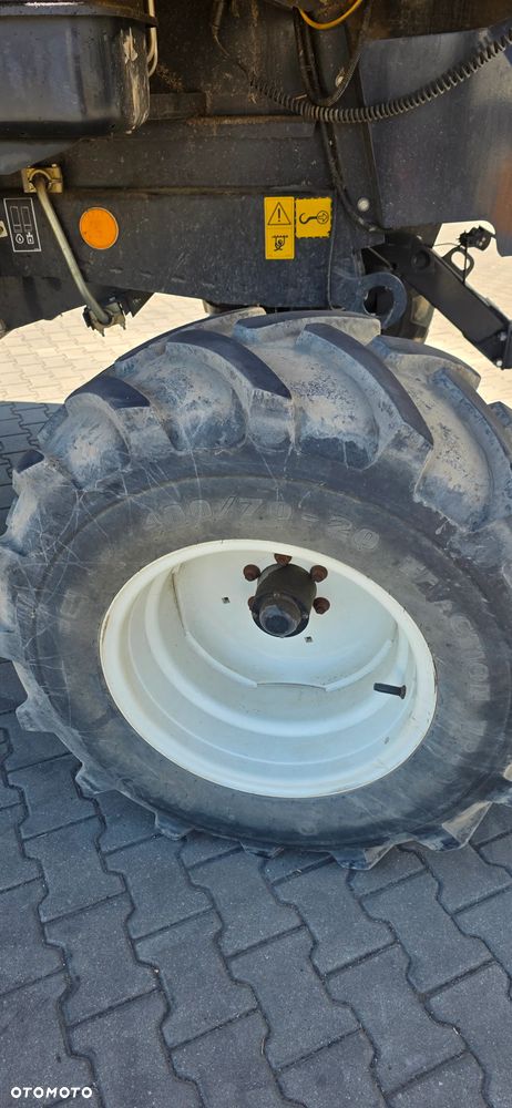 New Holland TC 5.70 - 18
