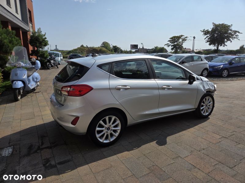 Ford Fiesta 1.5 TDCi S&S TITANIUM - 11