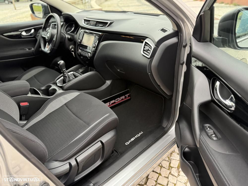 Nissan Qashqai 1.5 dCi N-Connecta Business - 18
