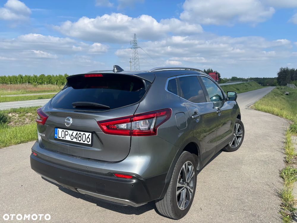 Nissan Qashqai 1.2 DIG-T N-Connecta EU6 - 25