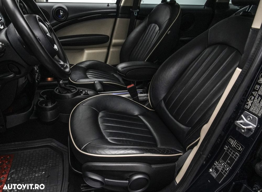 Mini Countryman Cooper D ALL4 AT - 14