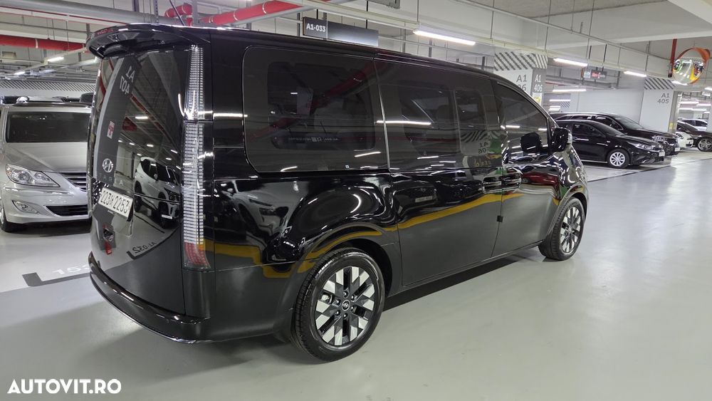 Hyundai Staria - 3