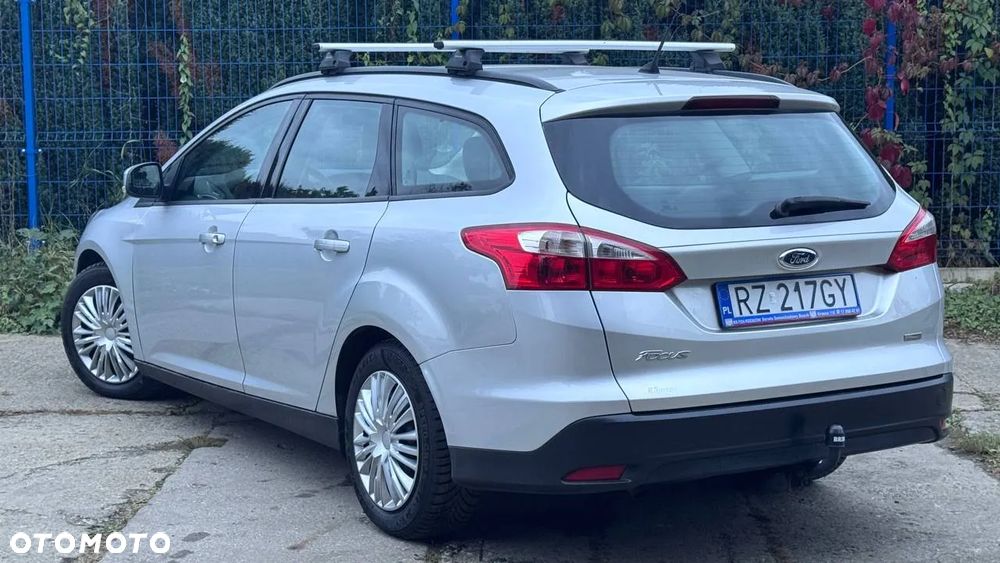 Ford Focus 1.6 TDCi DPF Trend - 4