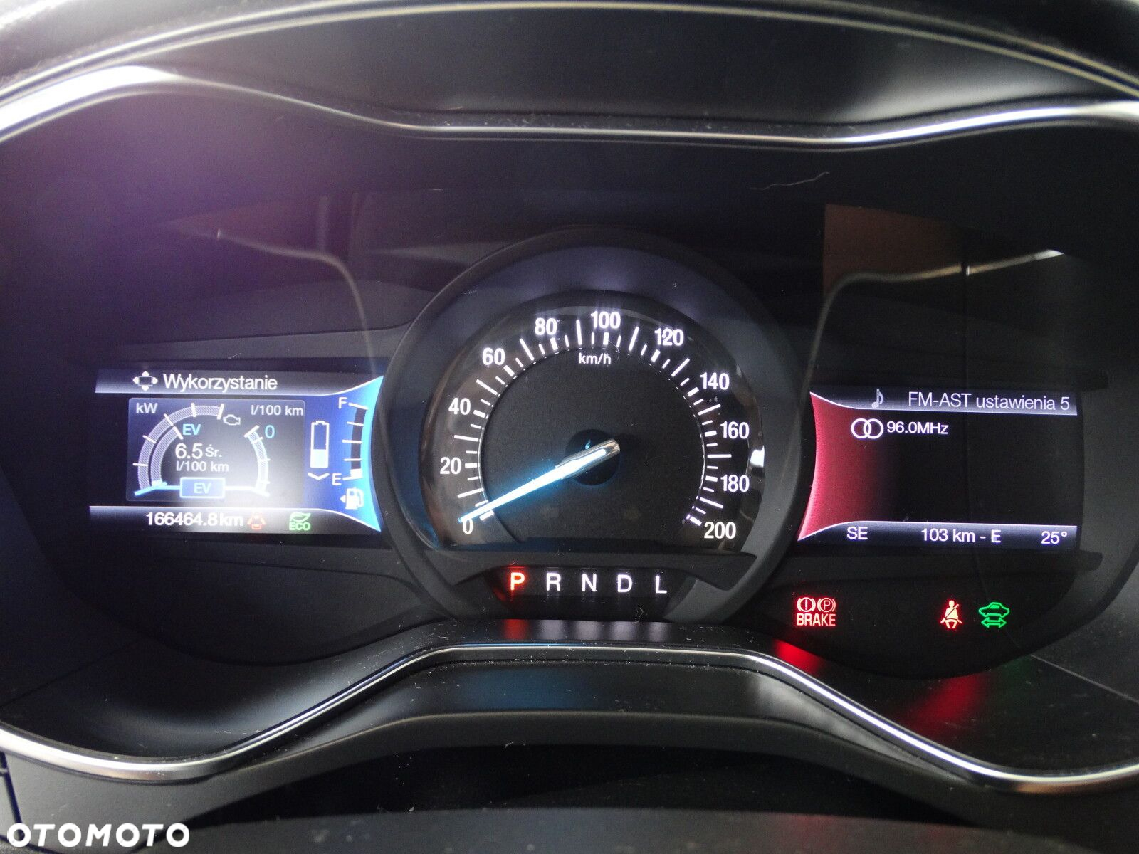 Ford Fusion - 26