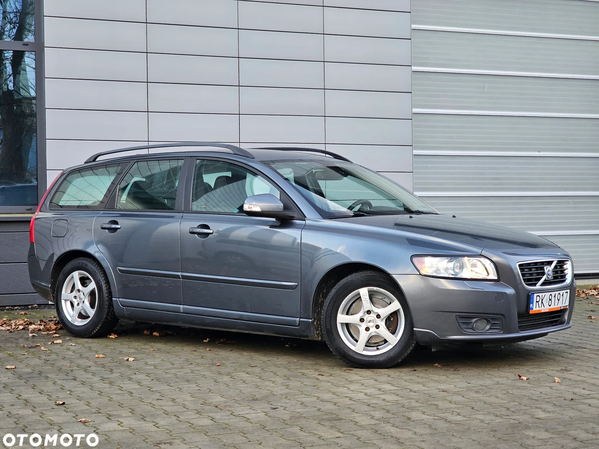 Volvo V50 1.6D DPF DRIVe Start/Stop Kinetic - 9