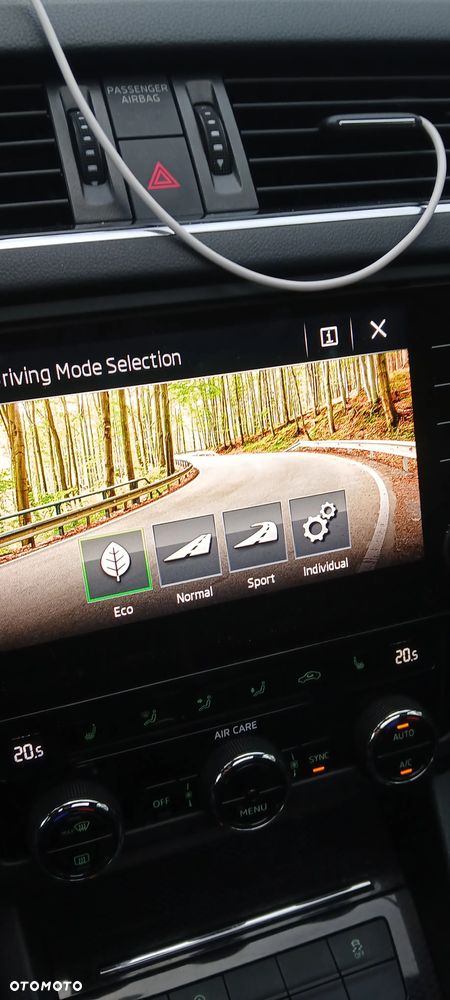 Skoda Octavia 2.0 TDI RS - 18