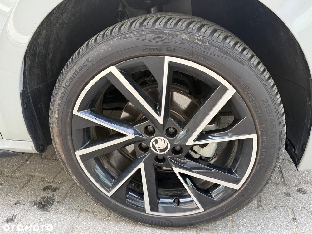 Skoda Kamiq 1.5 TSI Monte Carlo DSG - 8