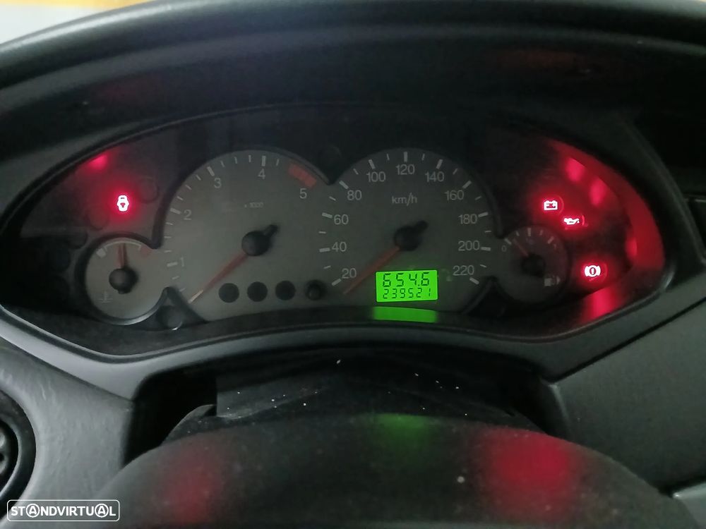 Ford Focus 1.8 TDCi Trend - 3