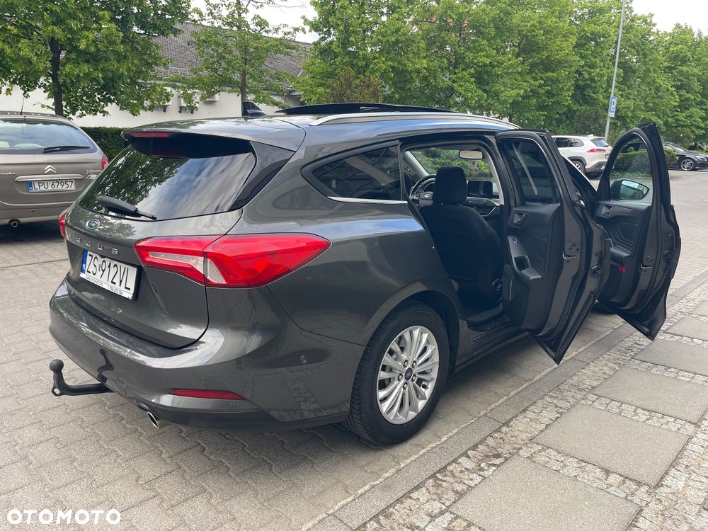Ford Focus - 17