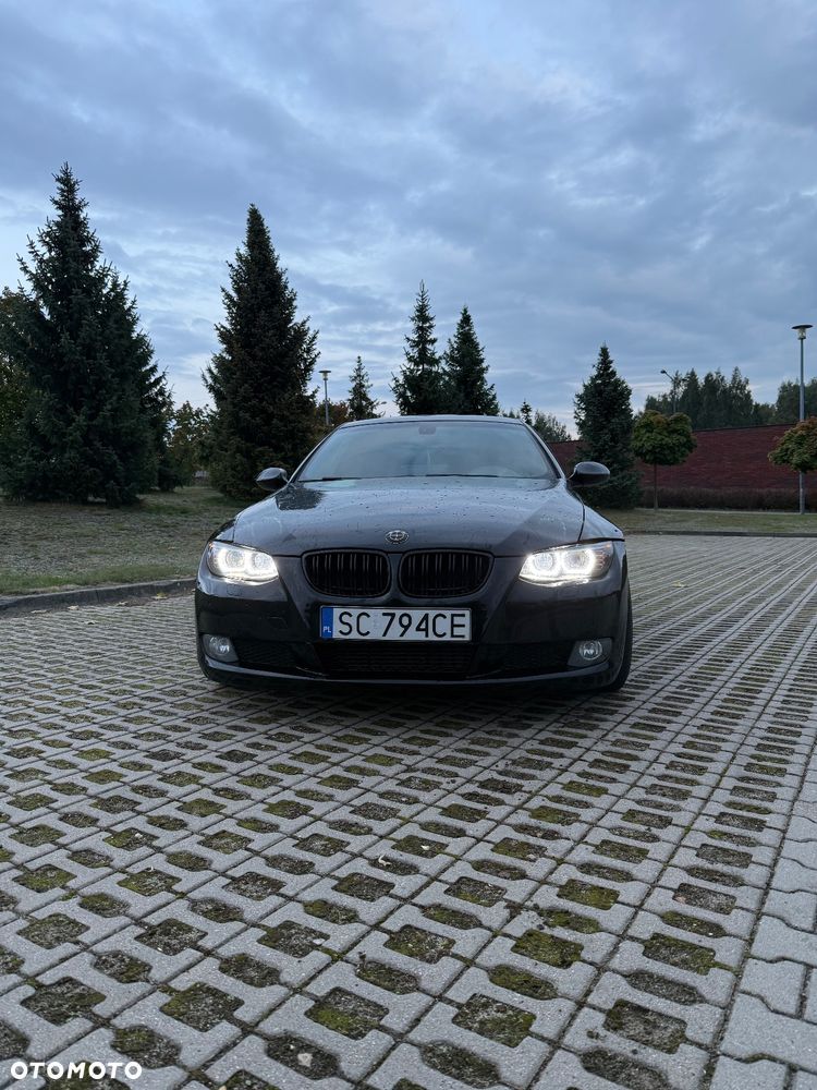 BMW Seria 3 325d Coupe - 1