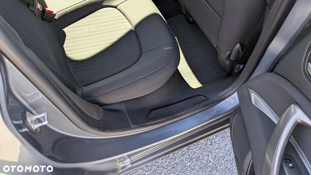 Citroën C5 2.0 HDi Confort - 35