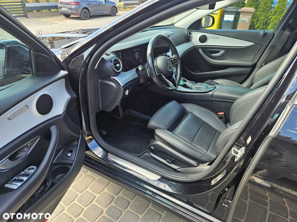 Mercedes-Benz Klasa E 220 d 9G-TRONIC Avantgarde - 6