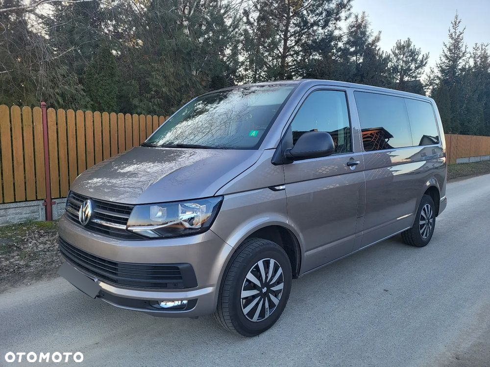 Volkswagen Multivan - 2