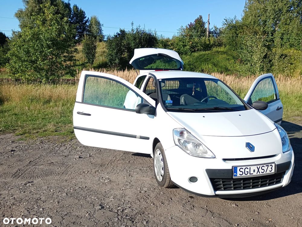 Renault Clio - 6
