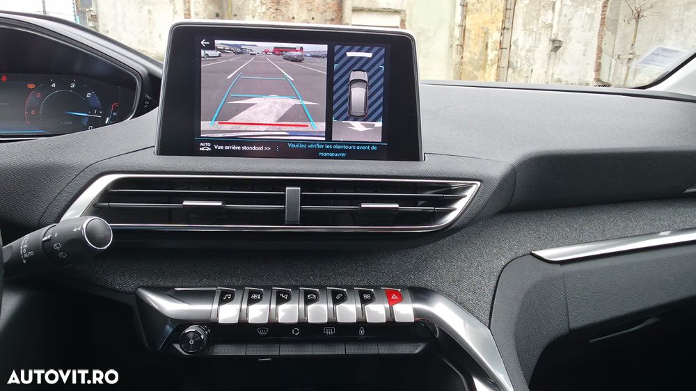 Peugeot 3008 BlueHDi 130 Stop & Start EAT8 Allure Business-Paket - 12