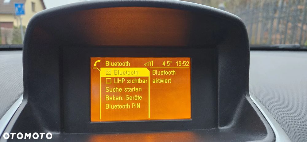 Opel Corsa 1.4 16V Color Edition - 11