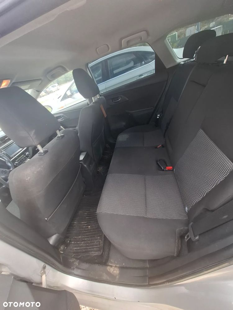 Toyota Auris - 6