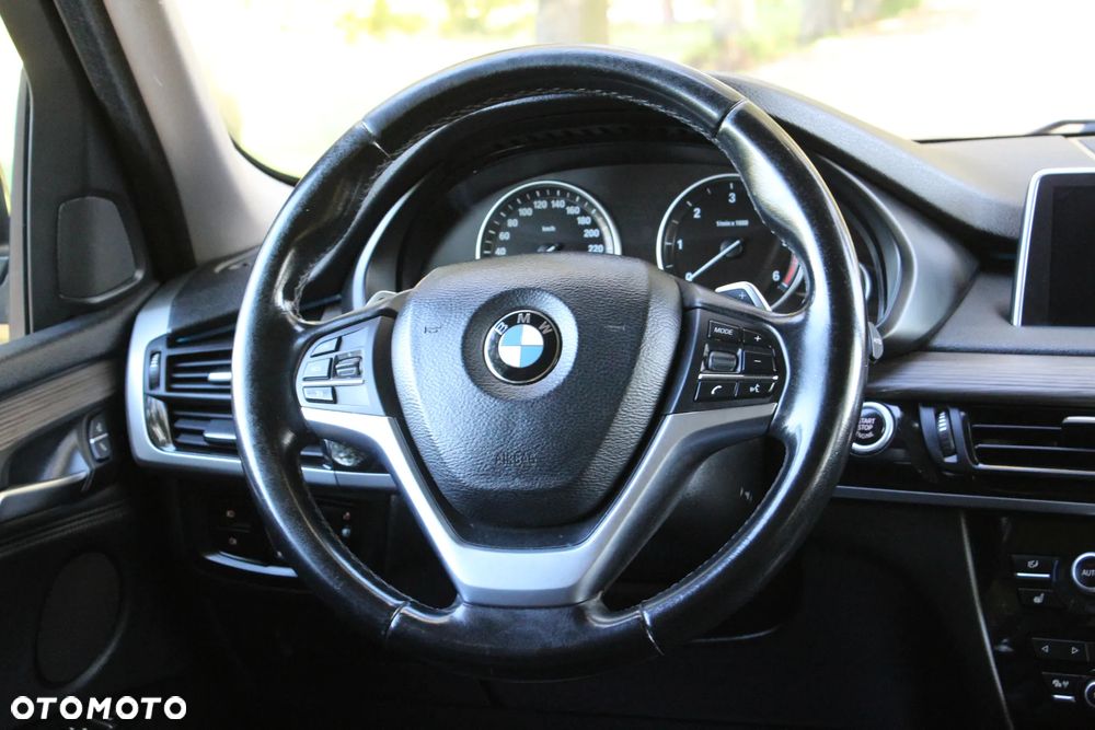 BMW X5 xDrive25d - 29