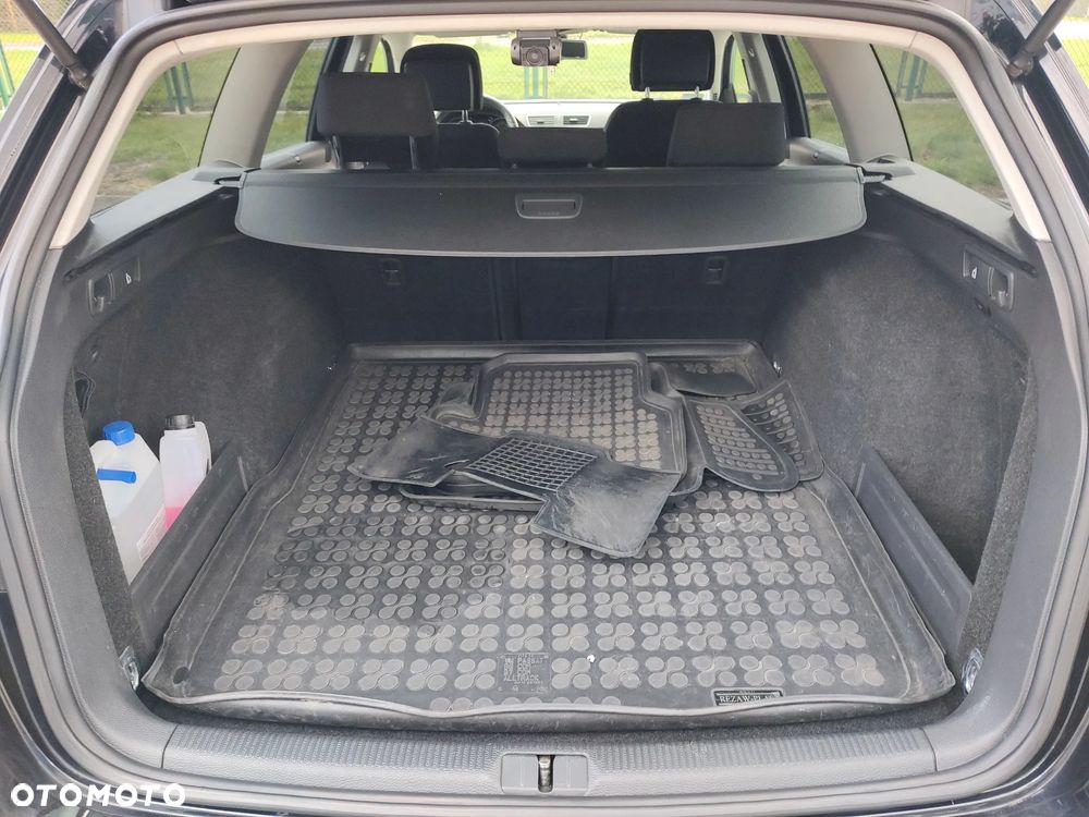 Volkswagen Passat 2.0 TDI Comfortline DSG - 17