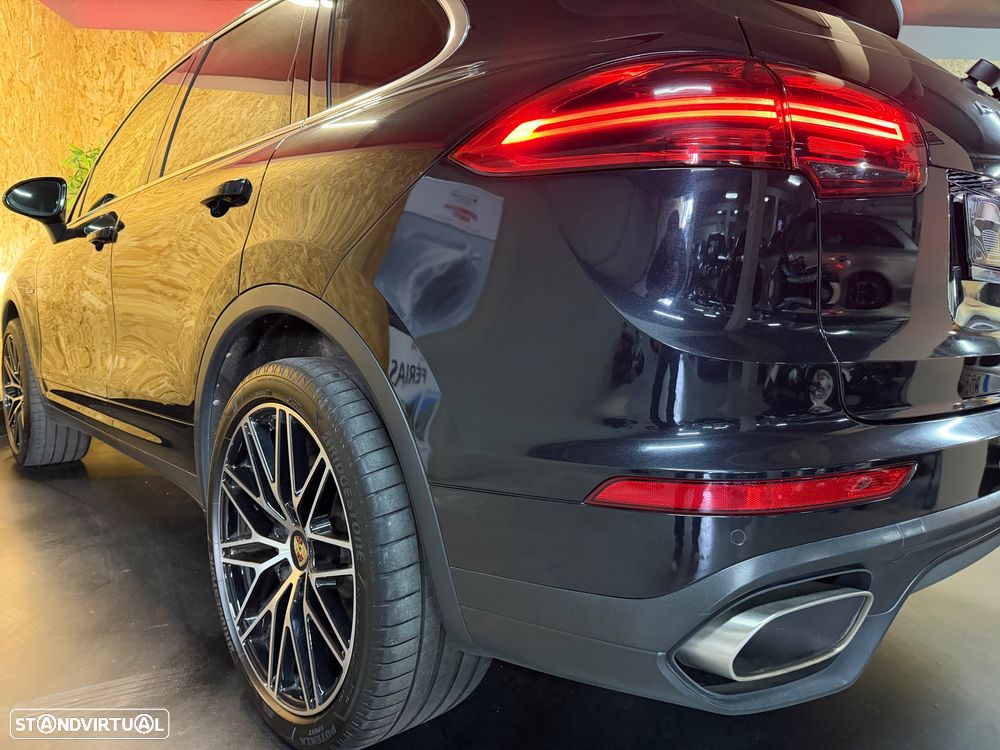 Porsche Cayenne 3.0 V6 - 33