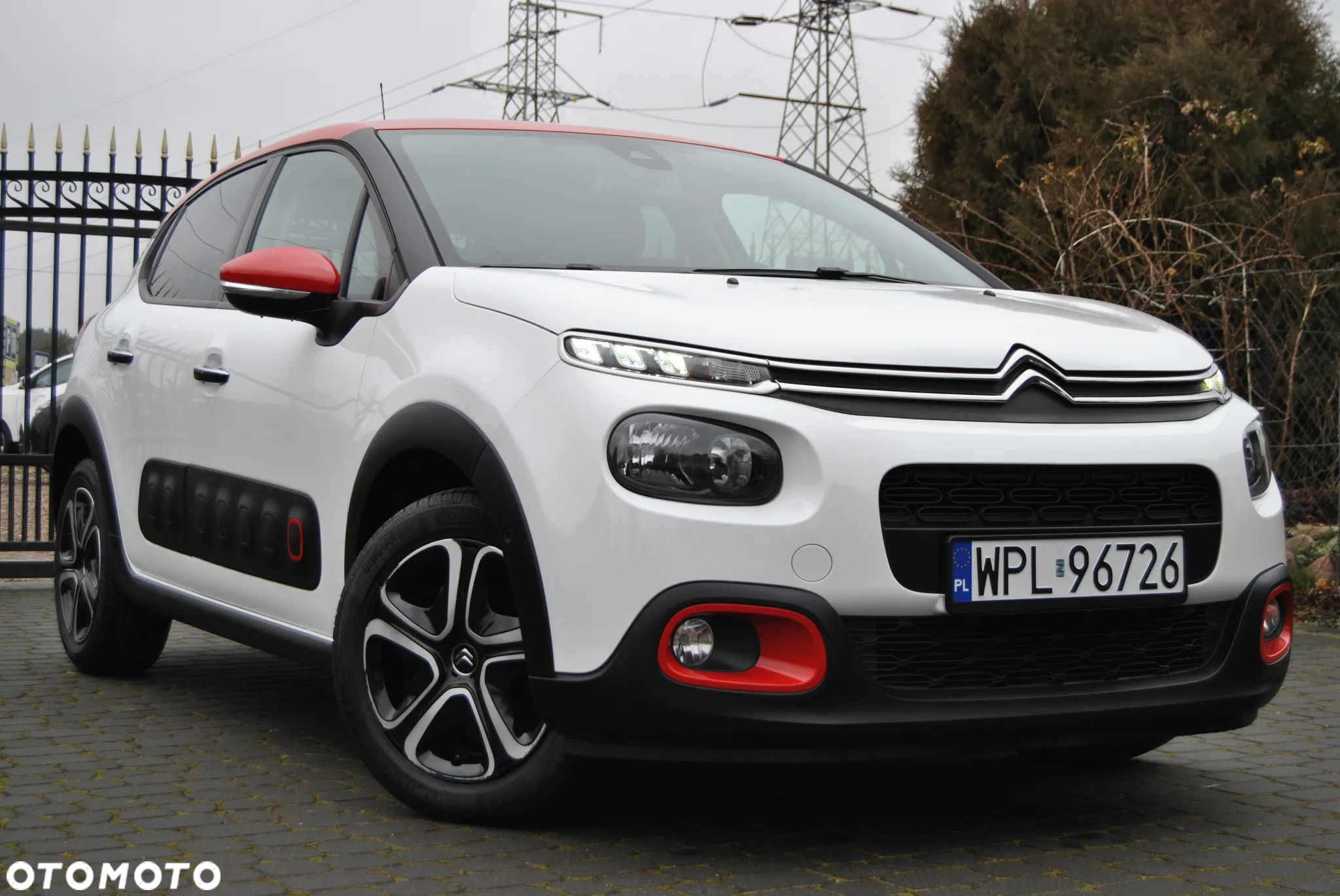 Citroën C3 Pure Tech 110 S&S SHINE - 9