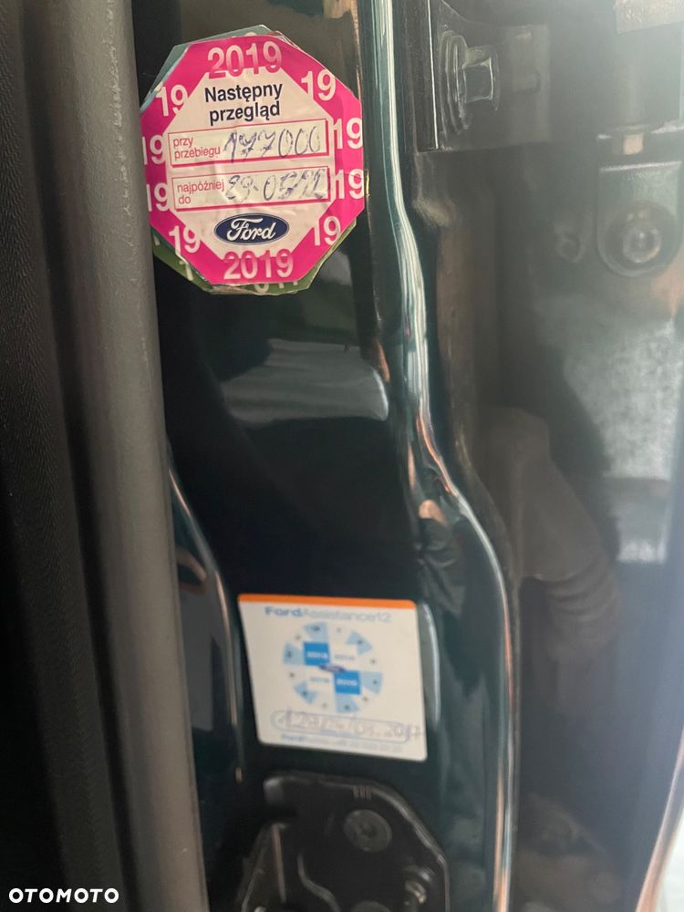 Ford S-Max 2.5 Titanium - 27
