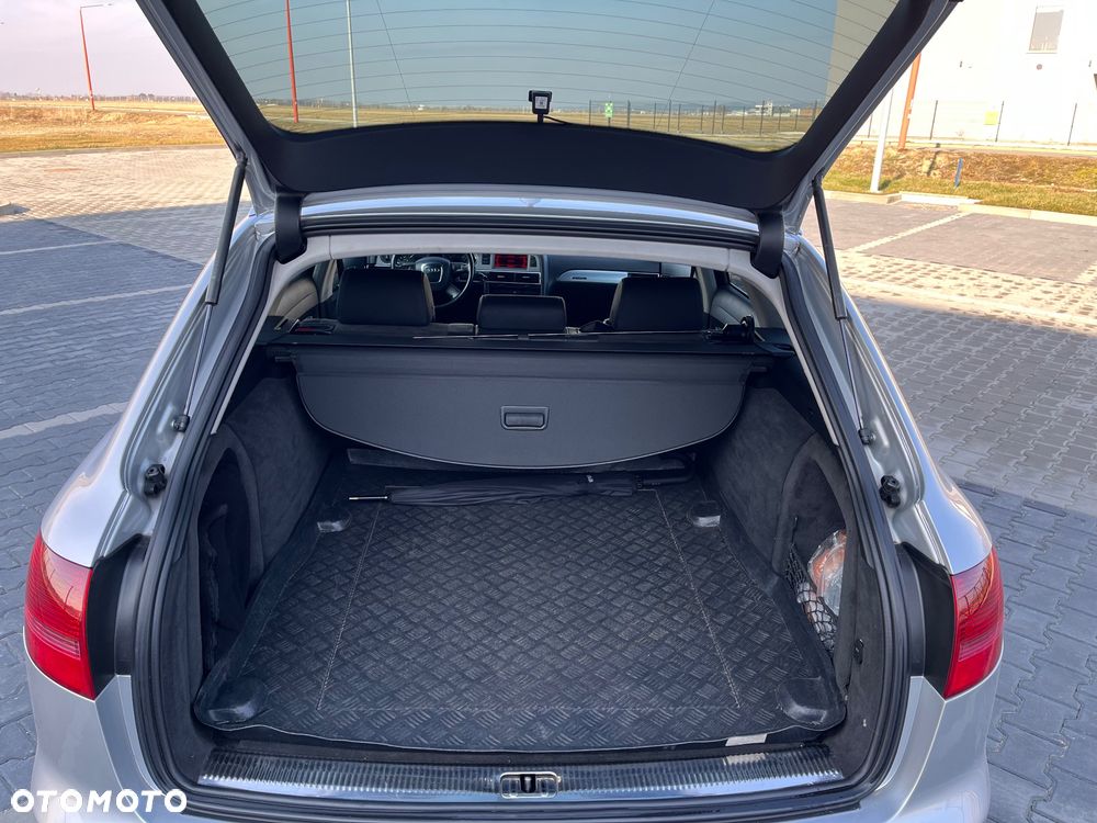 Audi A6 Avant 3.0 TDI Quattro Tiptronic - 9