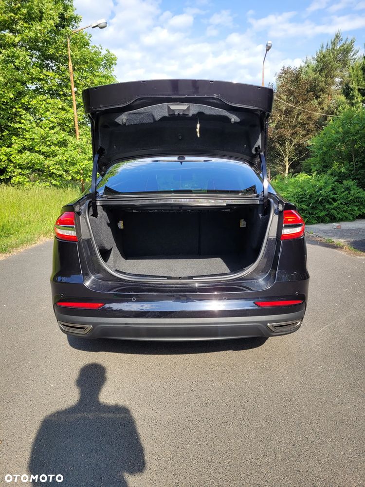 Ford Fusion - 9