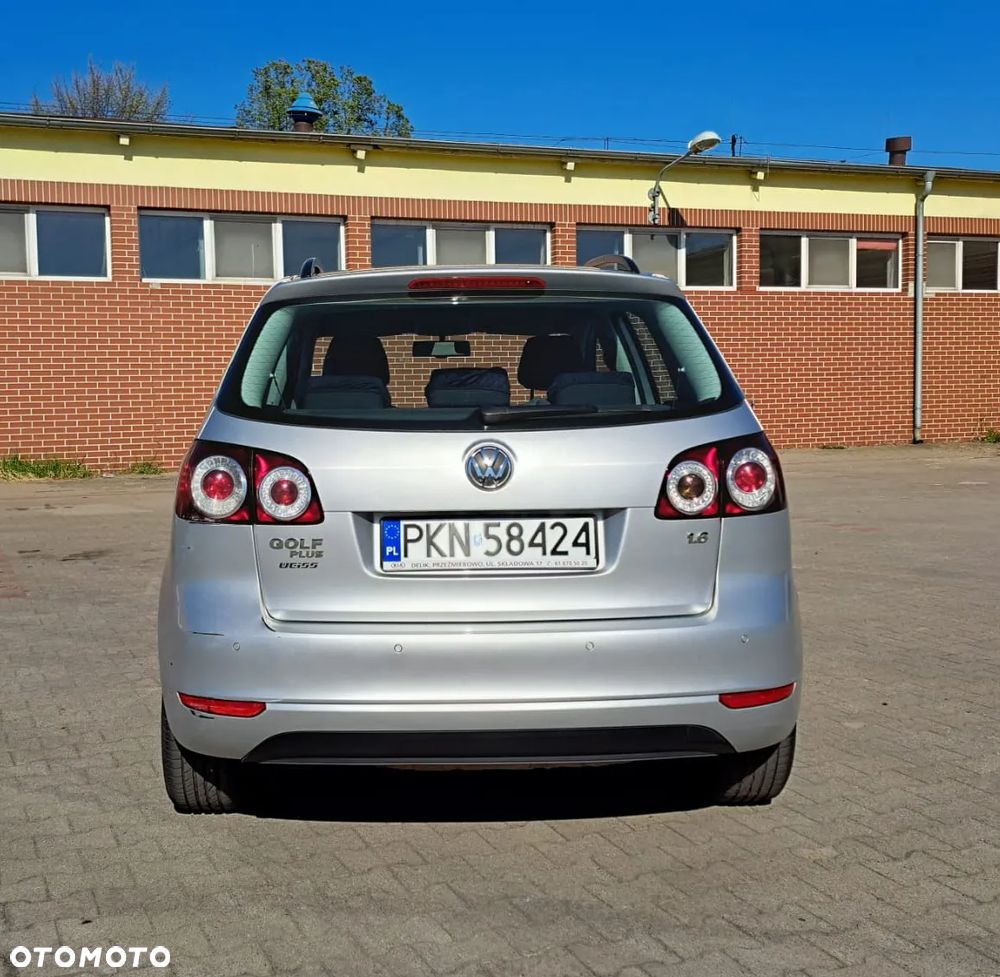 Volkswagen Golf 1.6 Comfortline - 4