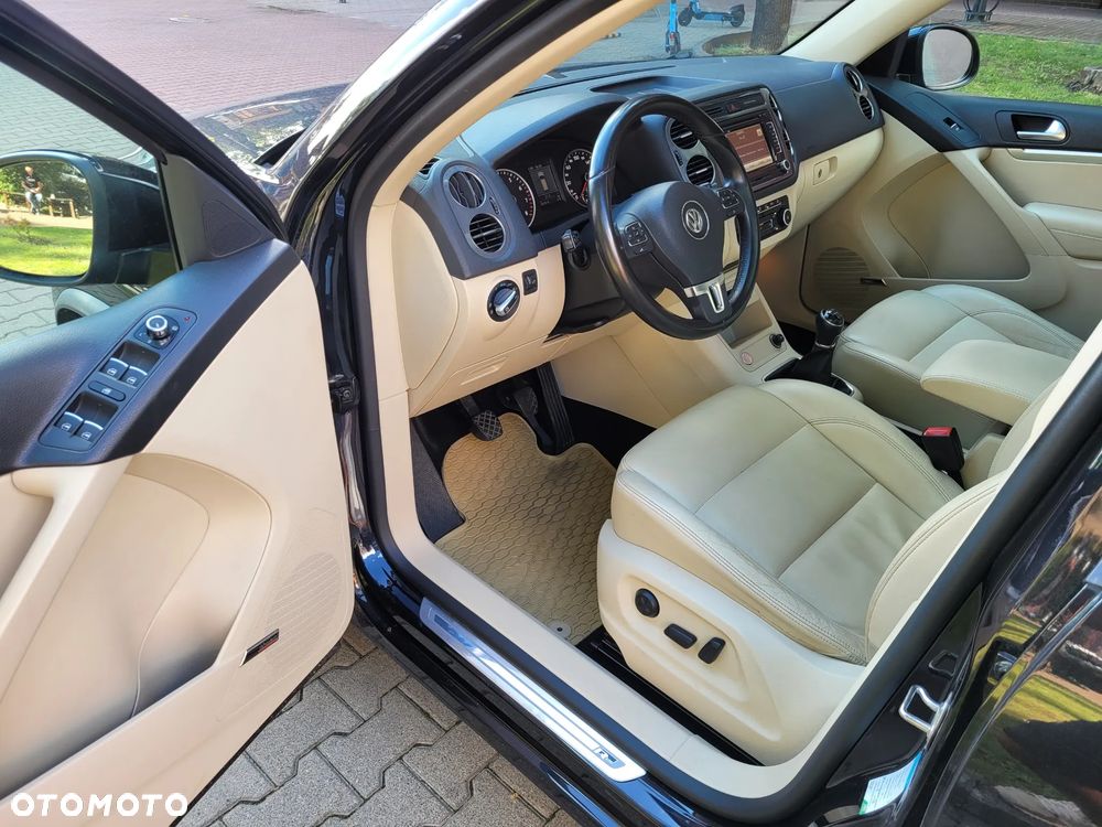 Volkswagen Tiguan 1.4 TSI Perfectline R-Style - 9