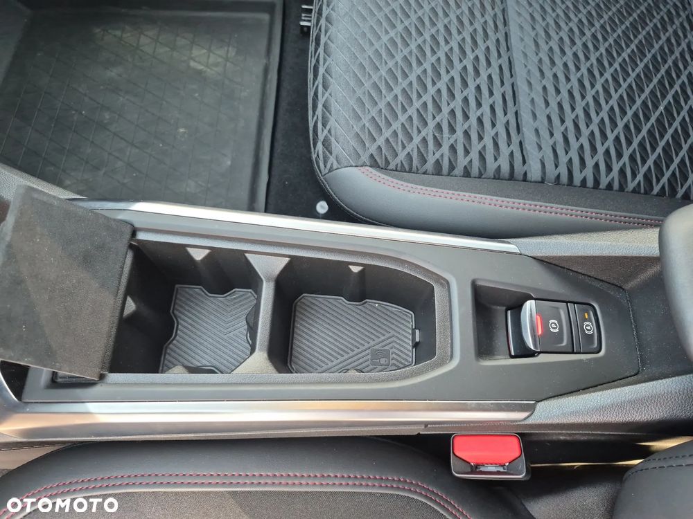 Renault Clio 1.8 E-TECH Full Hybrid 160 Techno - 20