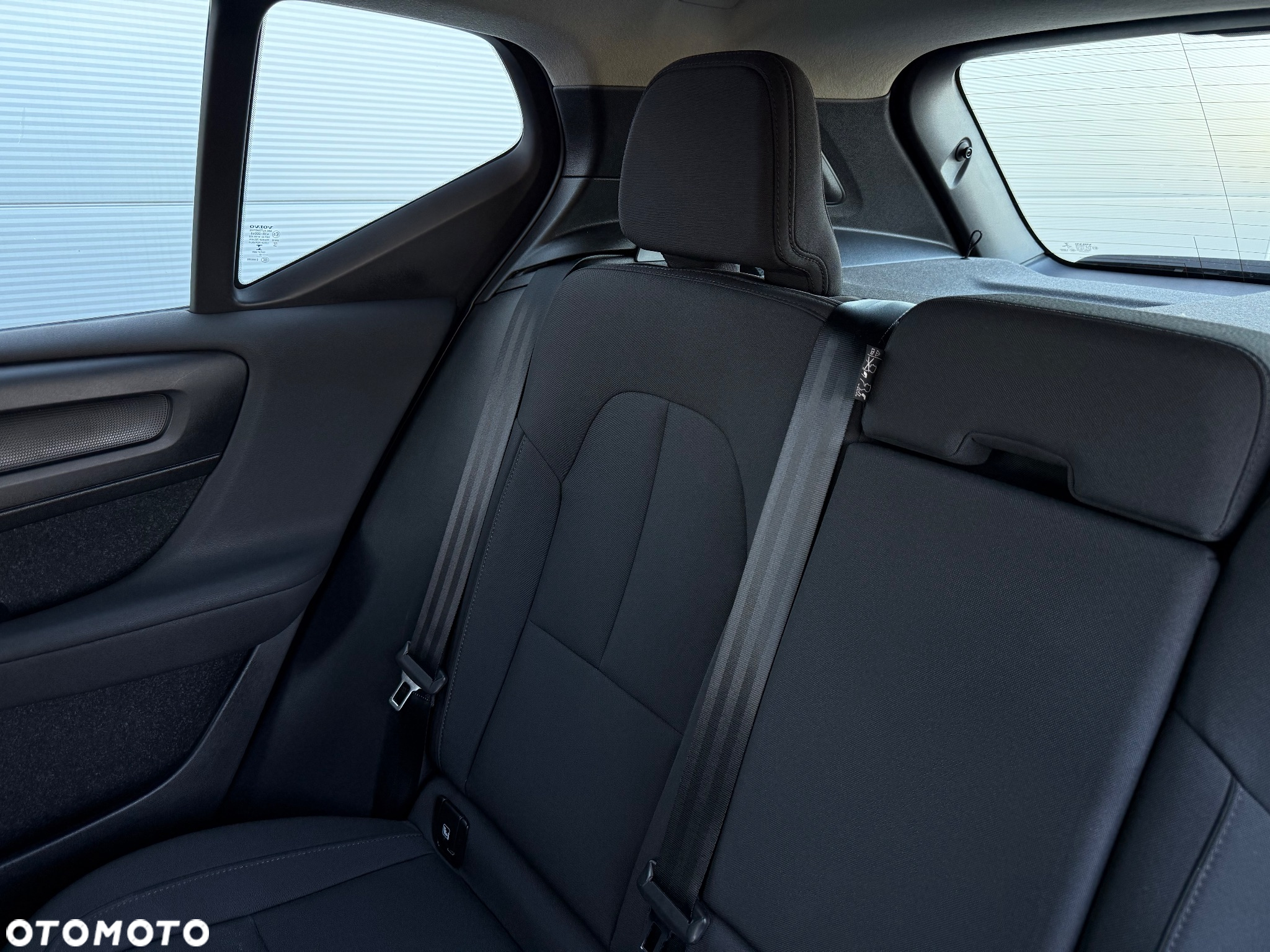 Volvo XC 40 T3 Geartronic Momentum Pro - 35