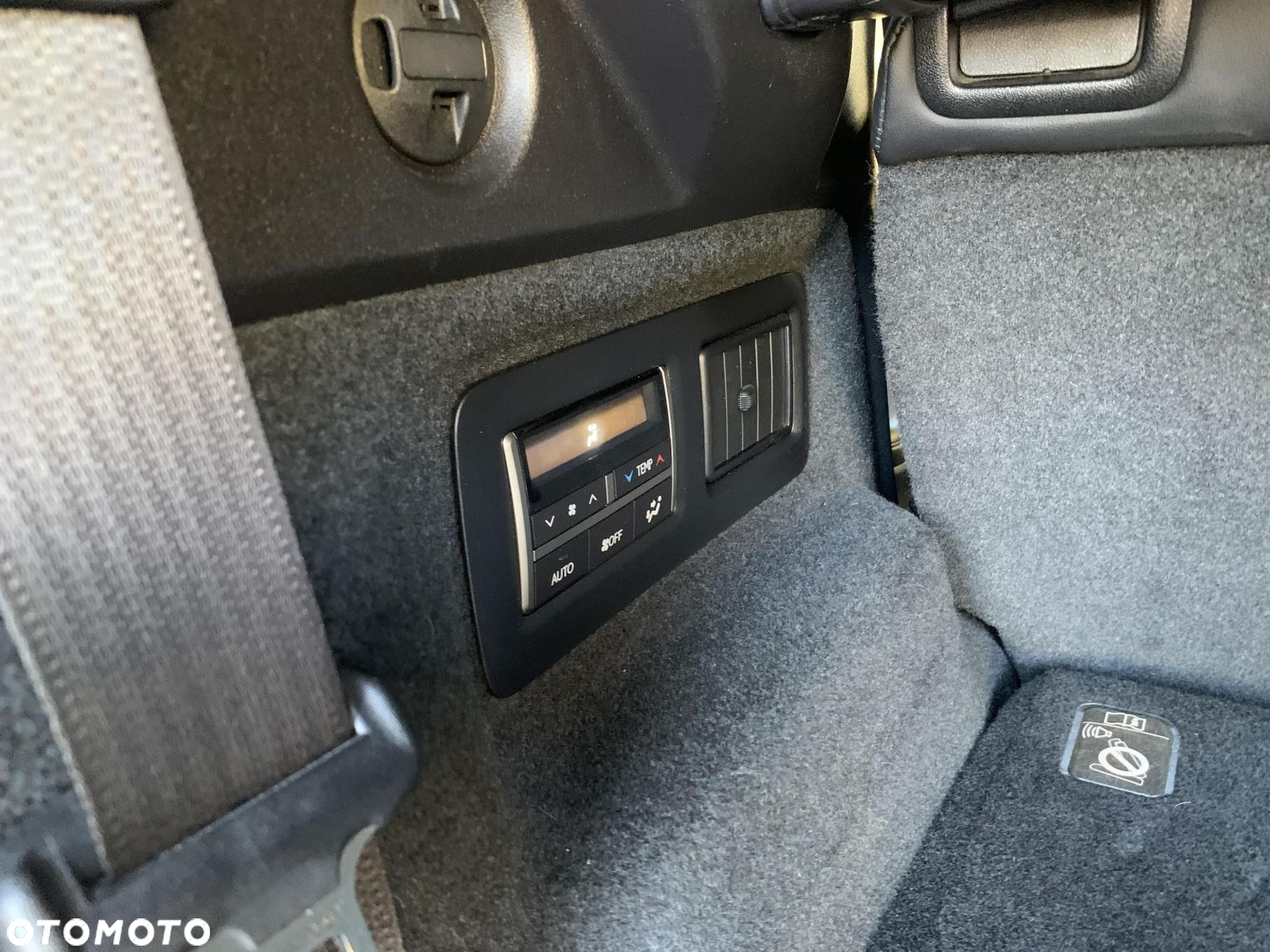 Lexus RX 450h L Elegance - 22