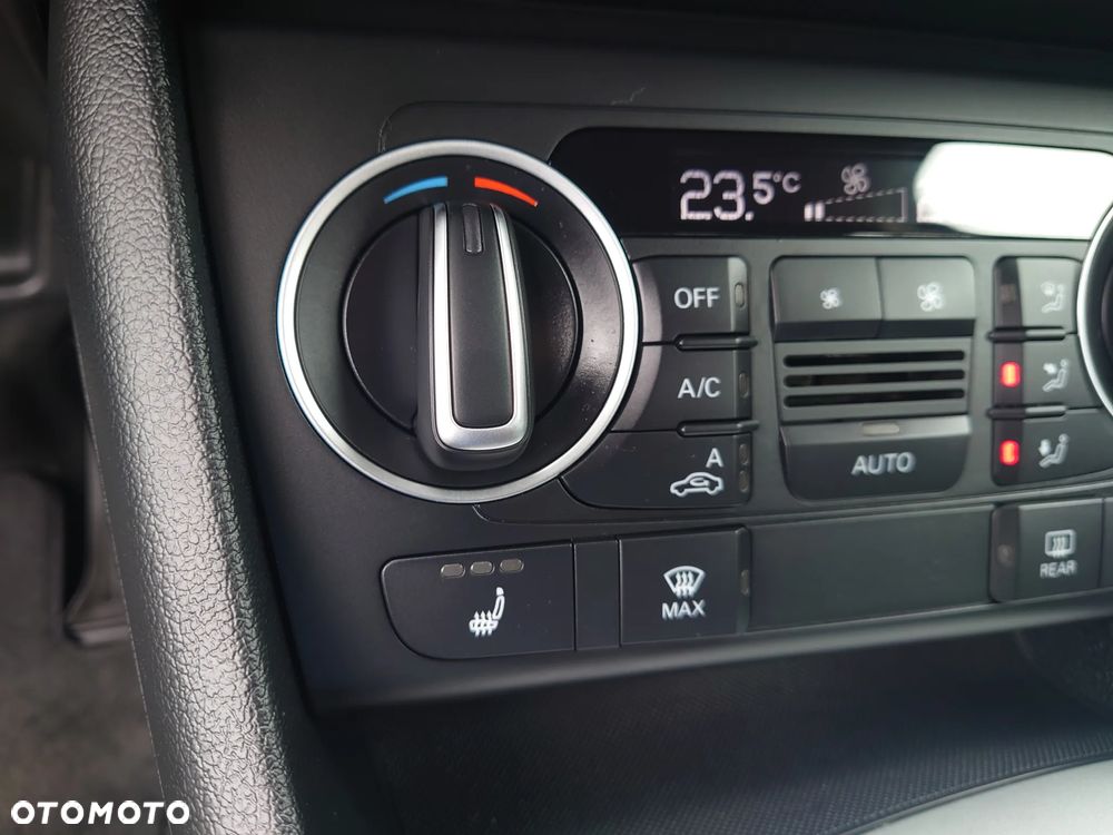 Audi Q3 2.0 TDI Quattro Design S tronic - 14