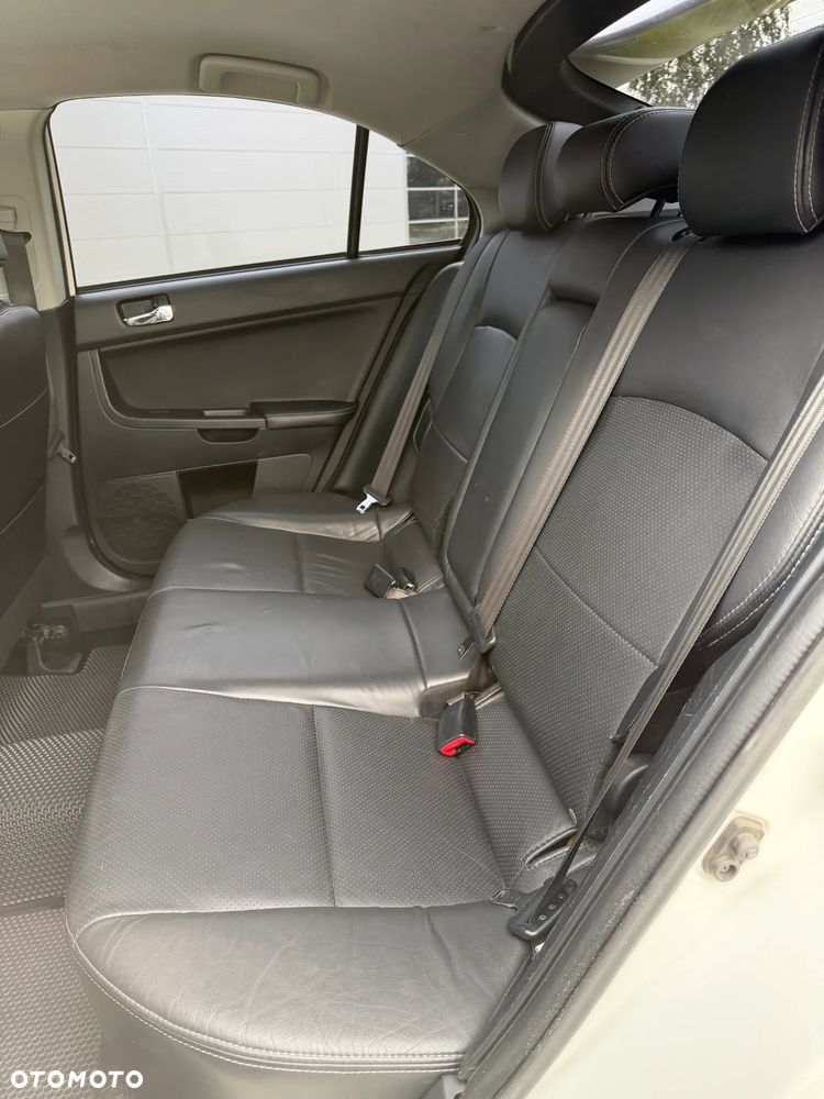 Mitsubishi Lancer 2.0 Ralliart MR - 3
